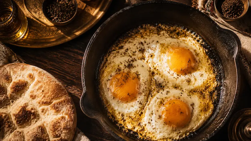 Oeufs au ghee et cumin